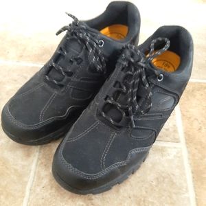 Earth Spirit | Shoes | Earth Spirit Mens Black Tennis Shoe Size 5 | Poshmark
